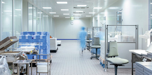 Proceso especial para el recubrimiento del interior con silicona para productos farmacéuticos especiales.